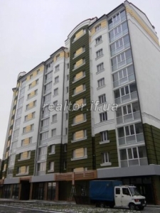 Three-room apartment with 70 repair in a newly built building near the Arsen shopping center