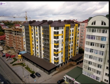 Große 1-Zimmer-Wohnung in Pasichnaya