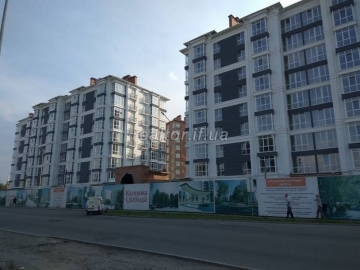 Велика квартира в Калиновій слободі в третій зданій черзі