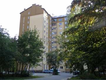 Большая квартира в центральной части города в сданном доме по улице Черновола