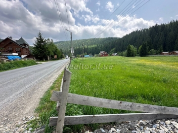 Vyhidna_propozytsiya_v_pershii_liniyi_dilyanka_v_Polyanytsi_poruch_z_Bukovelem_23866_18_1749566476.jpeg