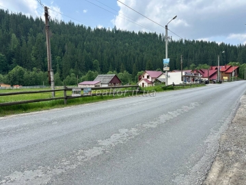 Vyhidna_propozytsiya_v_pershii_liniyi_dilyanka_v_Polyanytsi_poruch_z_Bukovelem_23866_19_1749566477.jpeg