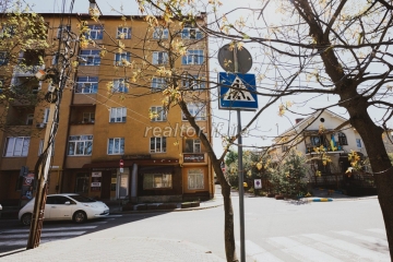 Zatyshna_kvartyra_na_vulytsi_Mariiky_Pidhiryanky_z_indyvidualnym_opalennyam_23740_13_1745854277.jpeg