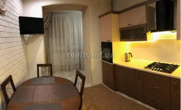 Luxury apartment for sale in a residential building in the city center