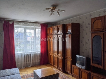 Mieten Sie eine Wohnung mit zwei Schlafzimmern in der Straße Ivasyuk