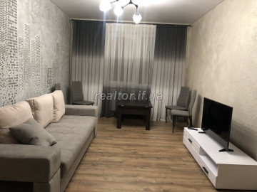 Rent an apartment downtown in a newly built house on the street Dovga