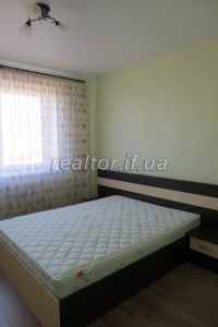 I will rent an apartment in a newly built house near the city center