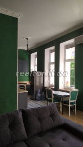 I will rent an apartment in the city center on Shevchenko Street
