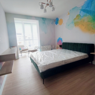 I will rent an apartment with design renovation in the Lypka residential complex