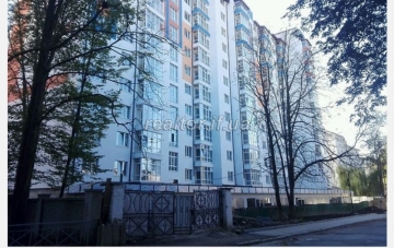 Здана квартира поруч з міським парком