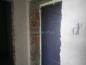One bedroom apartment for rent in Pasichna with a boiler