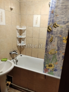 Zdayu_v_orendu_3-kh_kimnatnu_super_kvartyru_po_vulytsi_Khotkevycha_23440_6_1731677577.jpeg