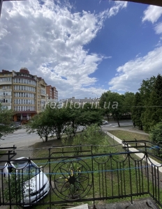 Zdayu_v_orendu_chudovyi_dlya_zhyttya_budynok_v_tsentri_mista_23416_5_1730799757.jpeg