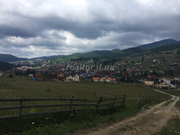 Земельна ділянка в Паляниці