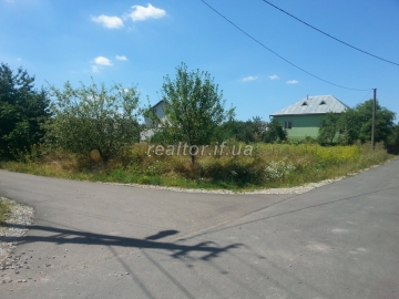 Земельна ділянка в с. Вовчинець зі сторони м-ну Каскад