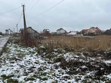 Zemelna_dilyanka_z_budivelnymy_materialamy_ta_zruchnym_pidyizdom_v_seli_Pidpechary_23500_1_1734010717.jpeg