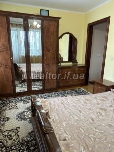 Life in the heart of the city: 2-room apartment on Sakharova Street