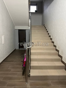 Zruchne_roztashuvannya_ta_prostir_dvokimnatna_kvartyra_na_druhomu_poversi_23477_1_1733150697.jpeg
