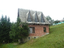 House in Yablunitsy