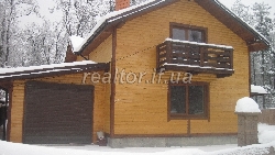 Zu verkaufen Luxus-Haus in einem Vorort von Iwano-Frankiwsk.