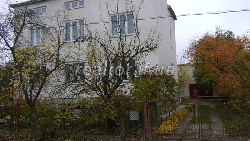 Big House in Tysmenytsia ohne Reparatur