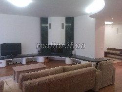 4-room apartment in Kyiv