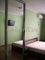 Renting an apartment in a new building on the street Pul«uj