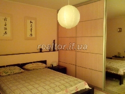 Luxurious two room apartment for rent renovated with designer